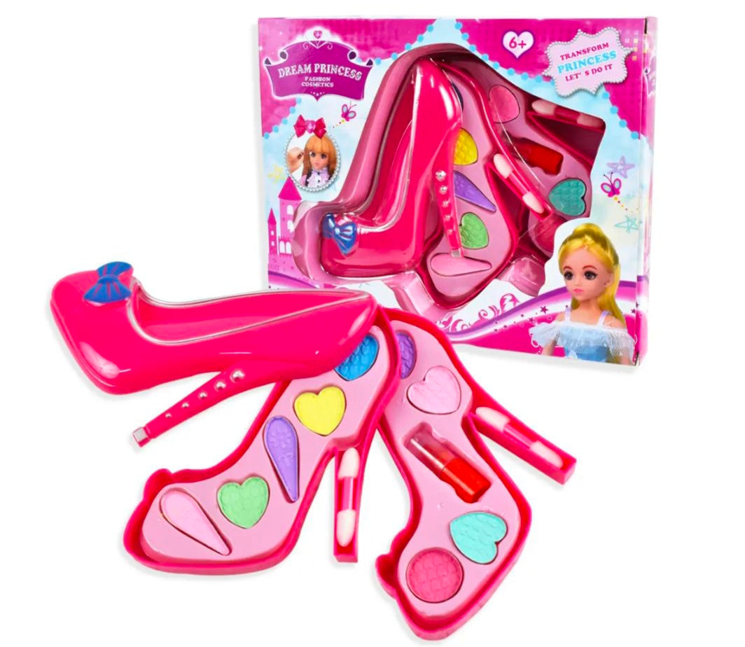 Girl shose makeup kit